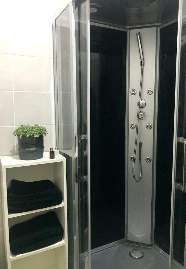 Studio Craffe Nancy - Calme Cosy Lumineux Et Parking Apartman Kültér fotó